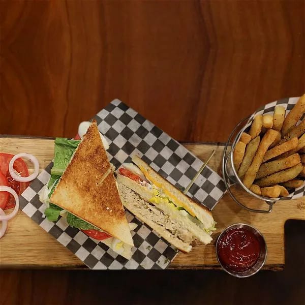 Club Sandwich W/Fries